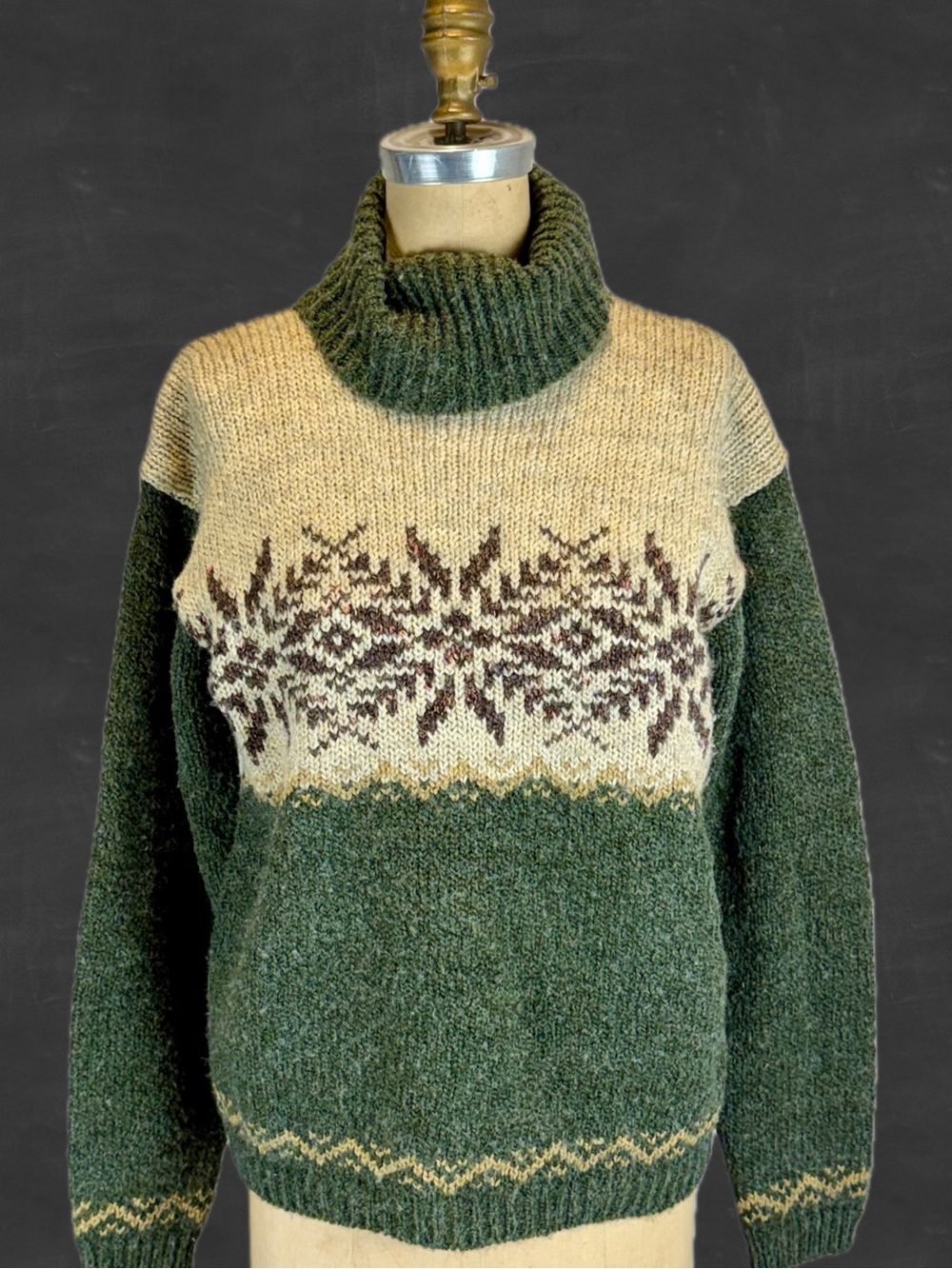 VINTAGE 90s‎ fair isle snowflake ski sweater wool turtleneck earthy green